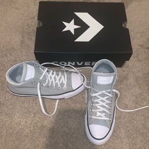 Women’s Converse Size 6 Ash Stone CTAS Madison Mid